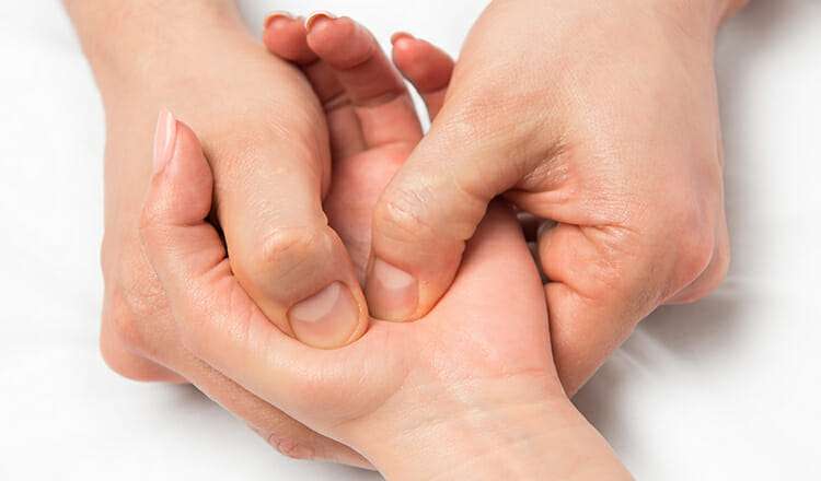 Marma Therapy in Delhi | Sri Sri Marma at Sri Ayurveda Clinic